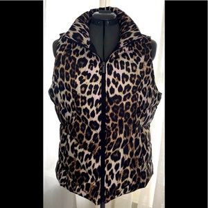 Lands End down puffer vest animal print cheetah leopard medium 10 12